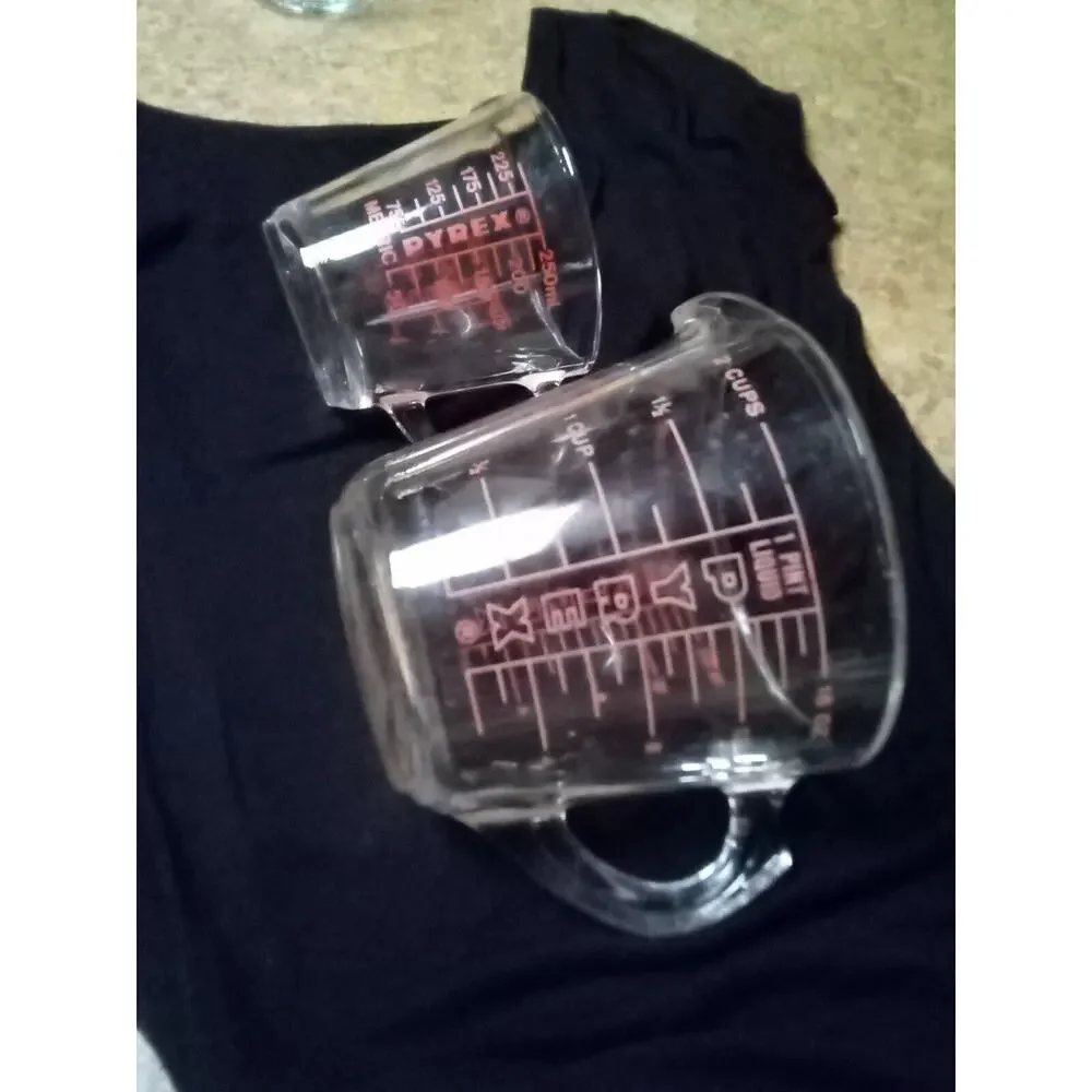 Vintage Pyrex Glass 1 C & 2 C Measuring Cups #508 #516